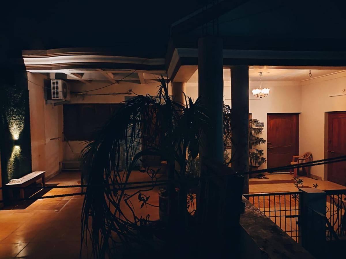Malaiya Homestay - Grandeur Living Experience Jabalpur Bagian luar foto