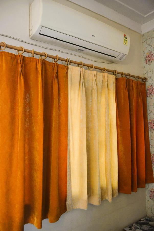 Malaiya Homestay - Grandeur Living Experience Jabalpur Bagian luar foto