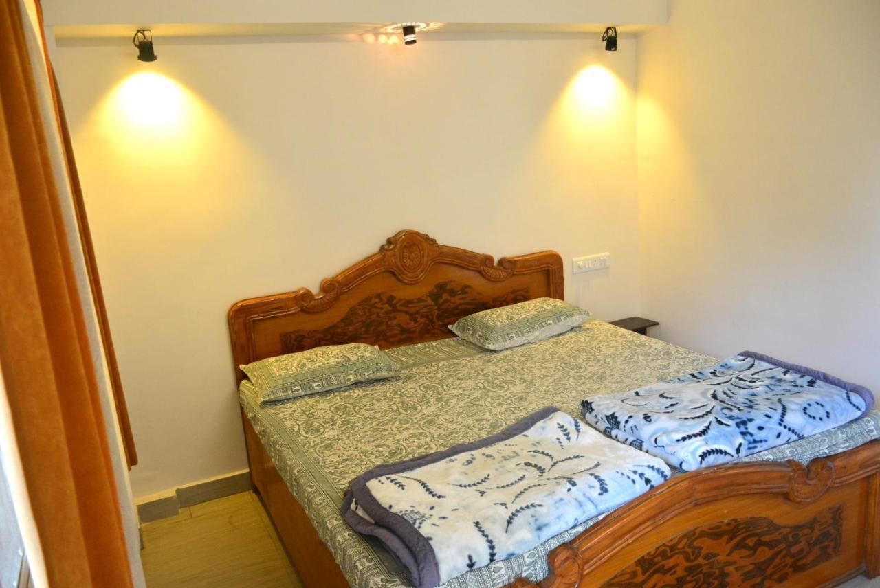 Malaiya Homestay - Grandeur Living Experience Jabalpur Bagian luar foto